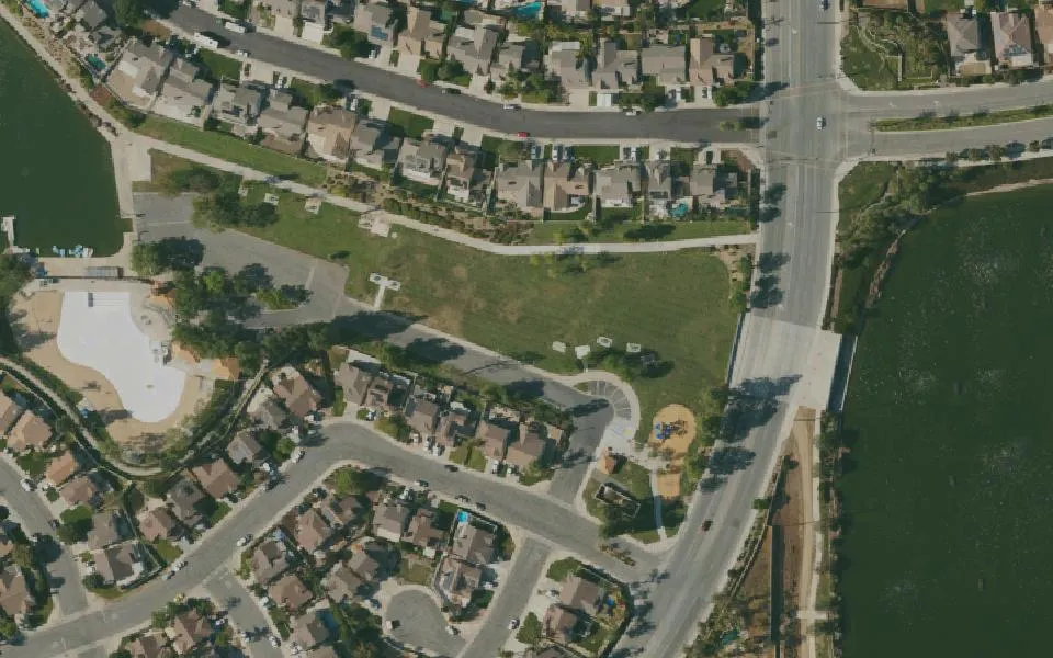 Aerial view of a residential neighbourhood in Menifee, California